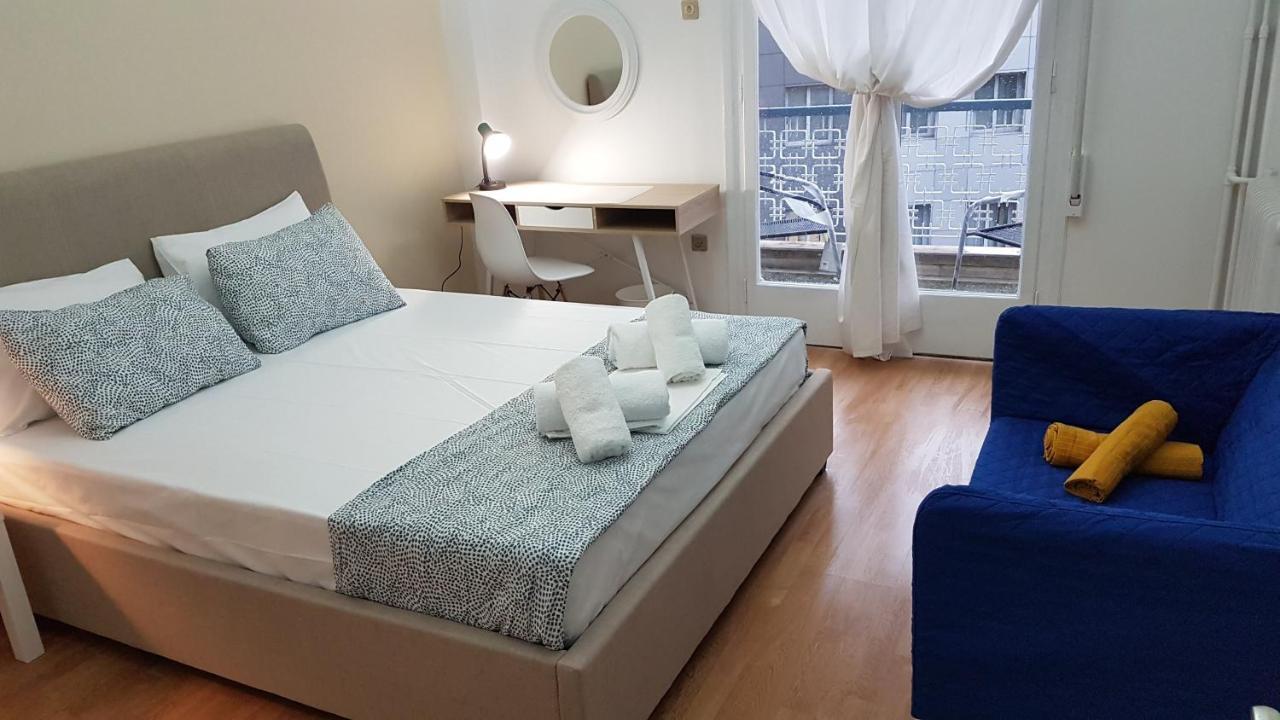 Apricot Apartment - Athens Center, 6 Bd, 2.5 Bath Esterno foto