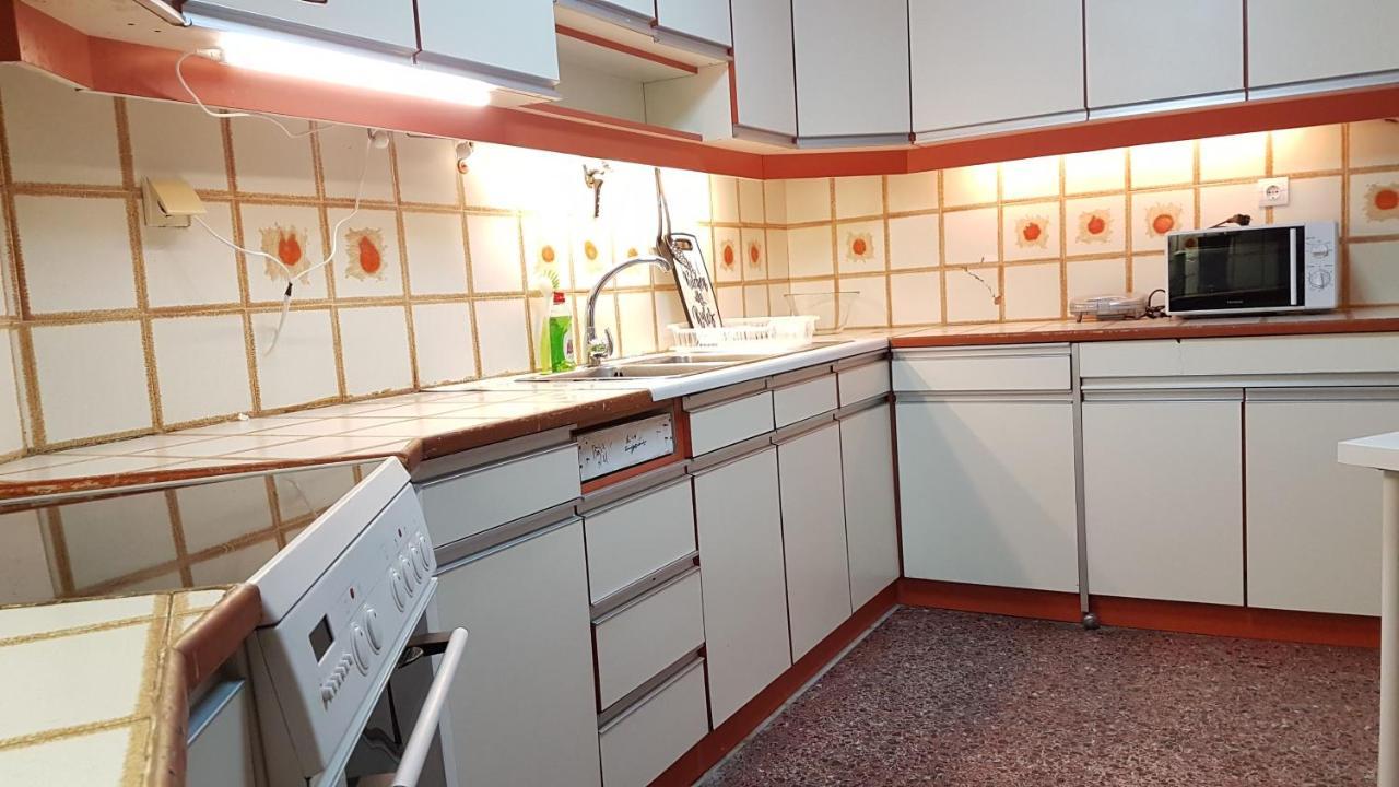 Apricot Apartment - Athens Center, 6 Bd, 2.5 Bath Esterno foto