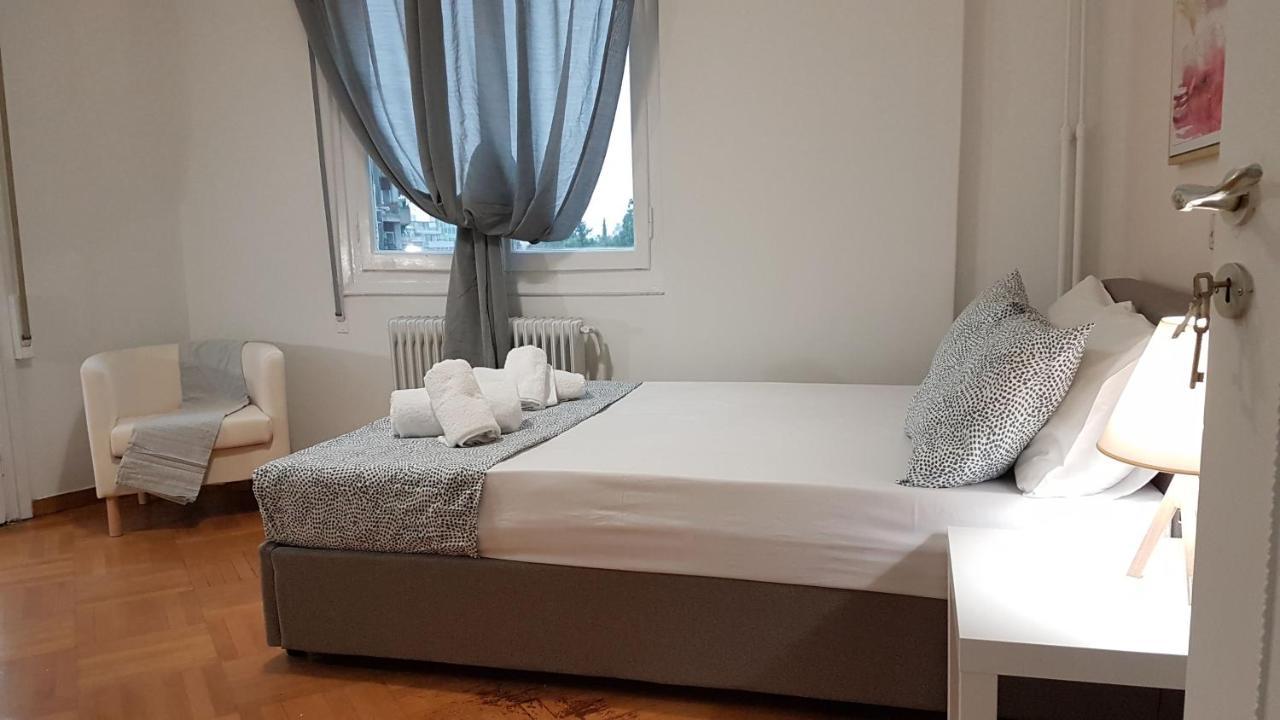 Apricot Apartment - Athens Center, 6 Bd, 2.5 Bath Esterno foto